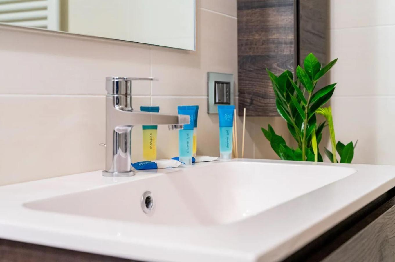Magnolia Home - Piazza Delle Erbe Verona Luaran gambar