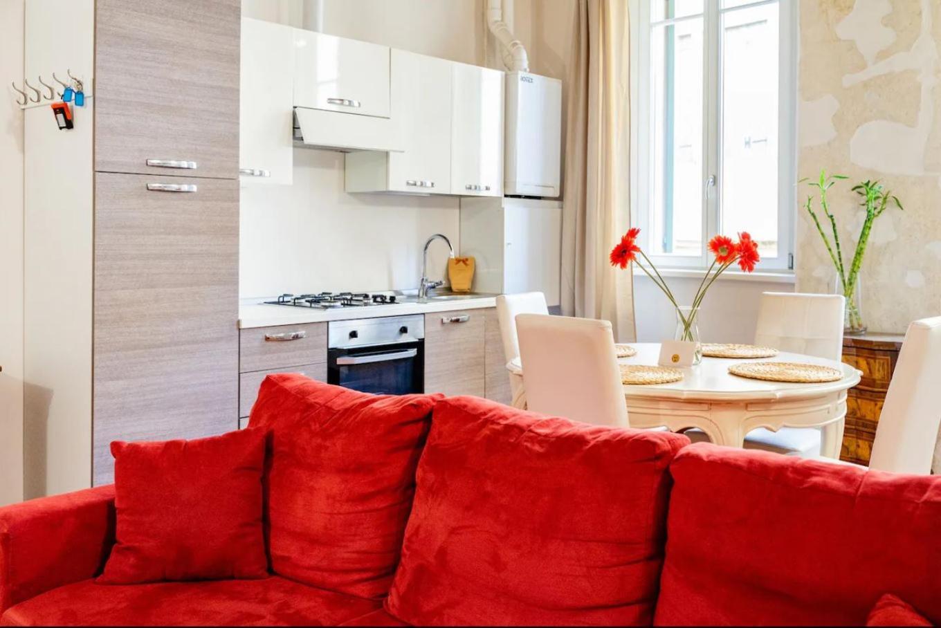 Magnolia Home - Piazza Delle Erbe Verona Luaran gambar
